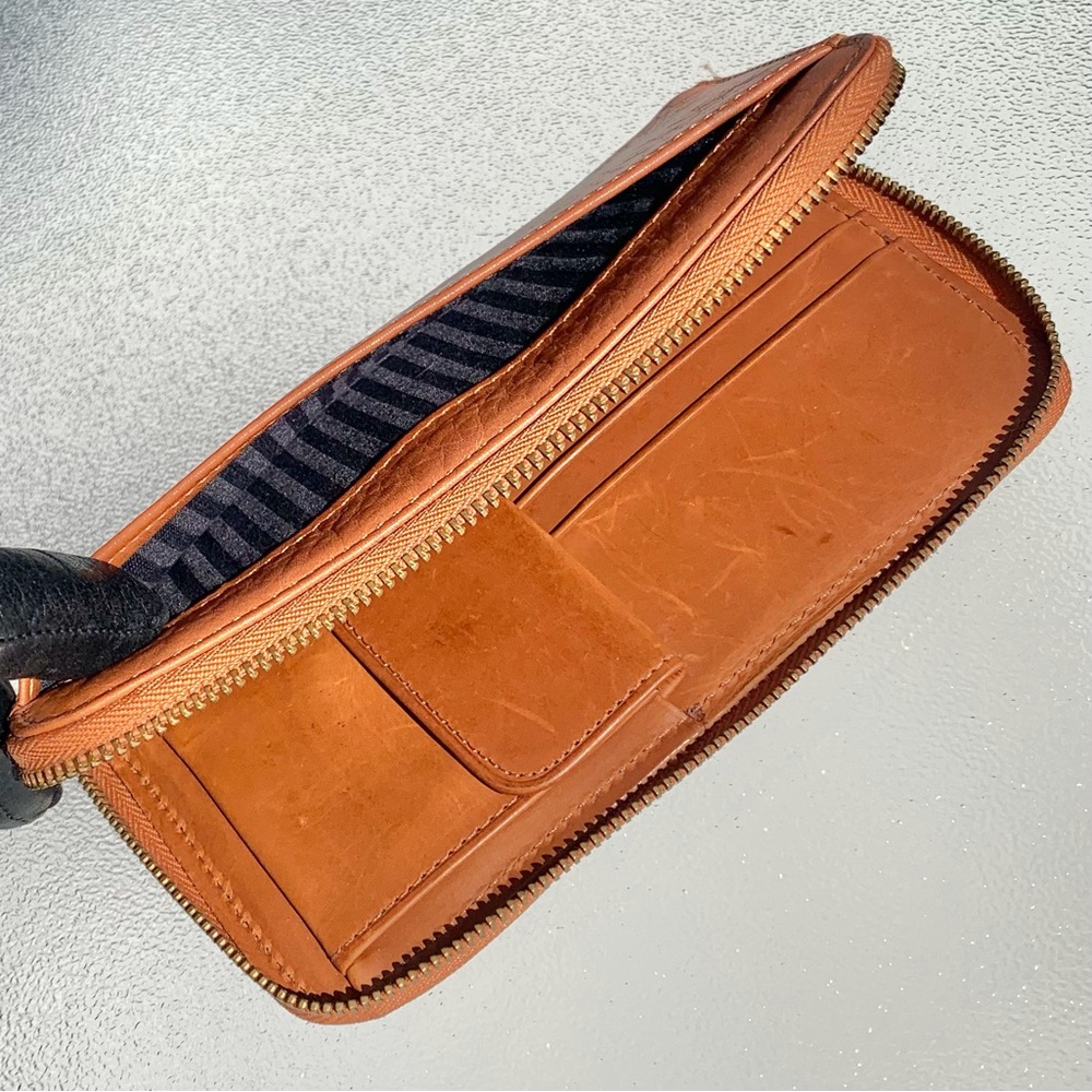 Coach Sonoma Saddle Natural Grain Zip Around Clutch - Picture 4 of 6